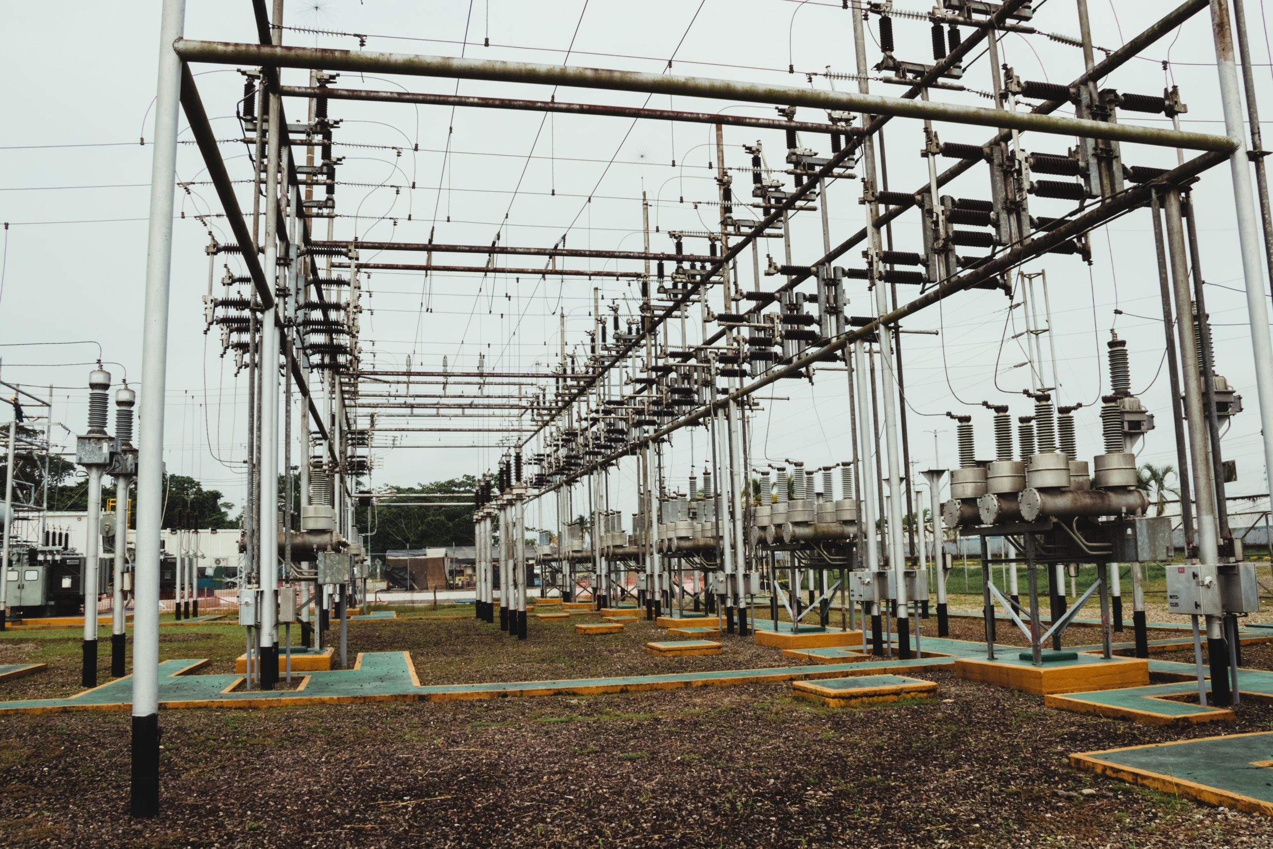 shot-part-high-voltage-electric-power-station (1) (1)